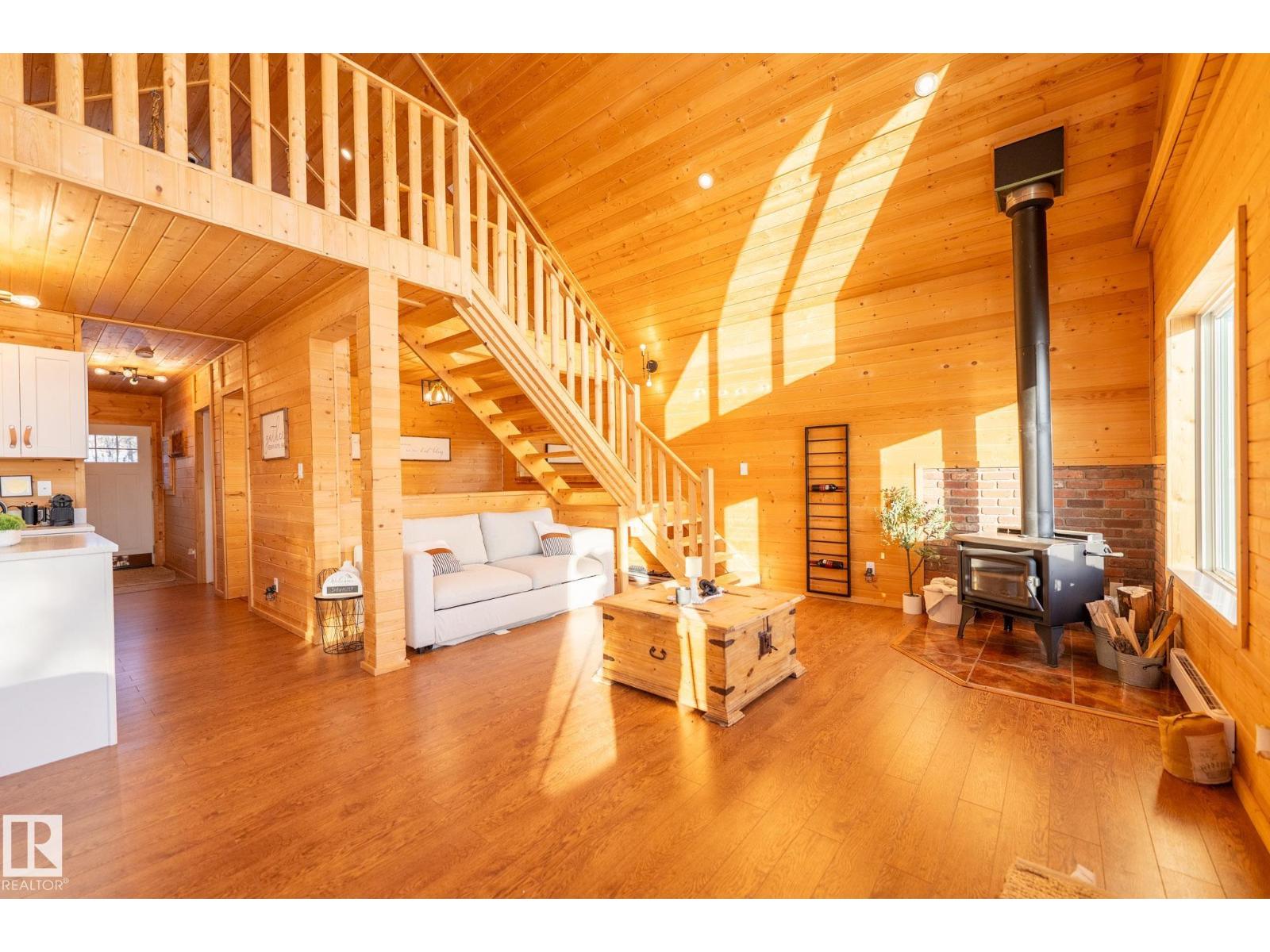 51 Lakeshore Dr, Rural Lac Ste. Anne County, Alberta  T0E 1V0 - Photo 5 - E4473599