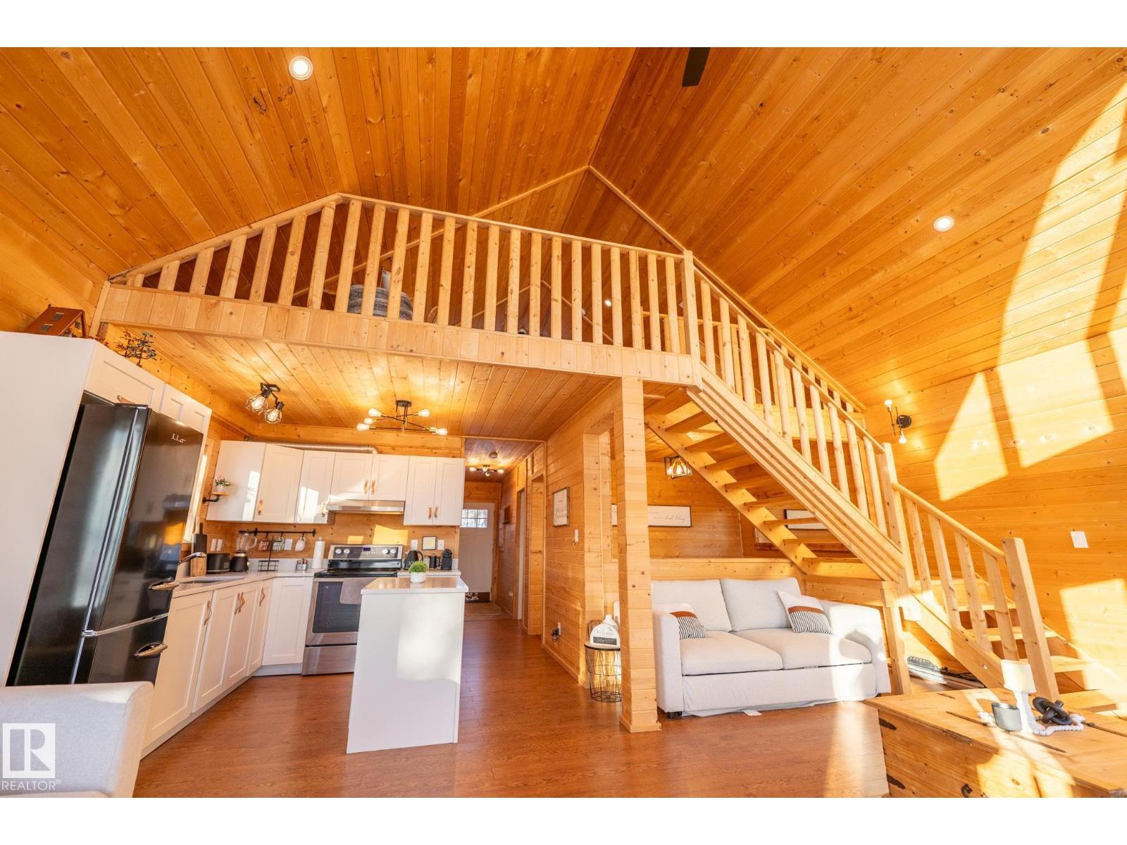 51 Lakeshore Dr, Rural Lac Ste. Anne County, Alberta  T0E 1V0 - Photo 8 - E4473599