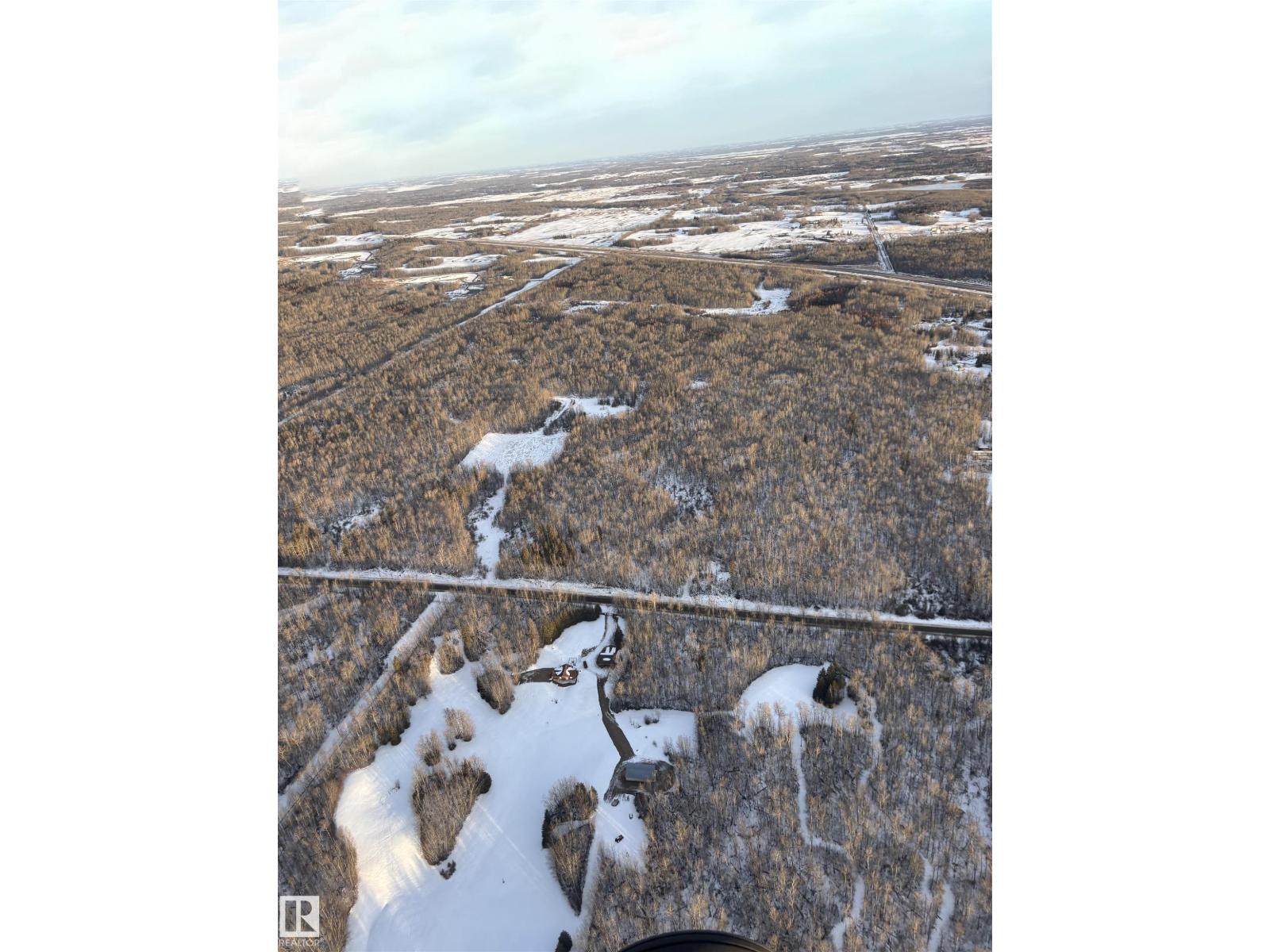 55209 Rr 35, Rural Lac Ste. Anne County, Alberta T0E 1A0 - Photo 4 - E4473782