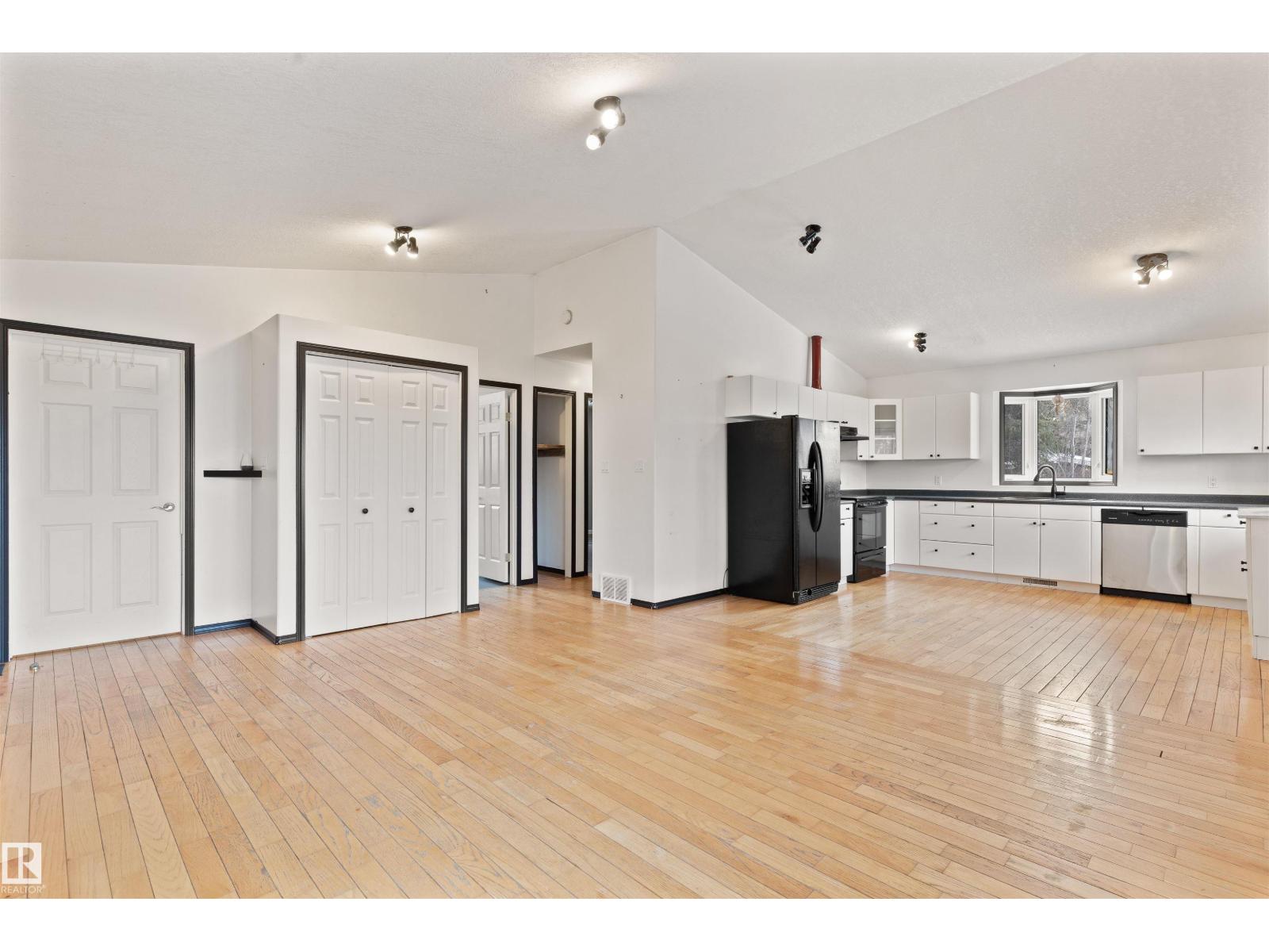 #11 6020 Twp Road 534, Rural Parkland County, Alberta T0E 0W0 - Photo 12 - E4473902