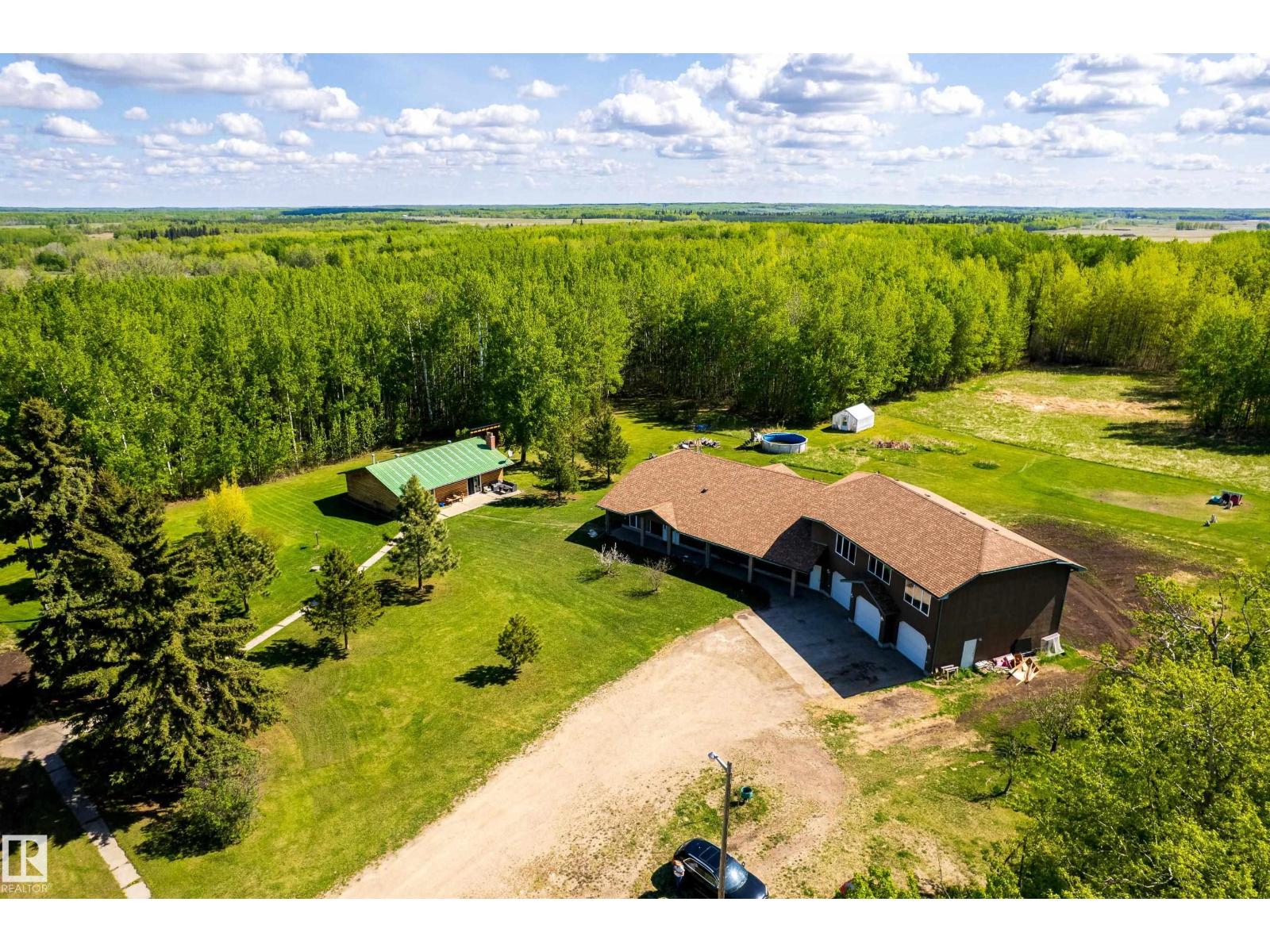 6521 Twp Rd 554, Rural Lac Ste. Anne County, Alberta T0E 2A0 - Photo 1 - E4474013
