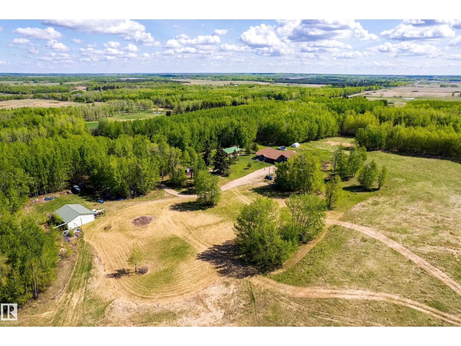 6521 Twp Rd 554, Rural Lac Ste. Anne County, Alberta T0E 2A0 - Photo 11 - E4474013