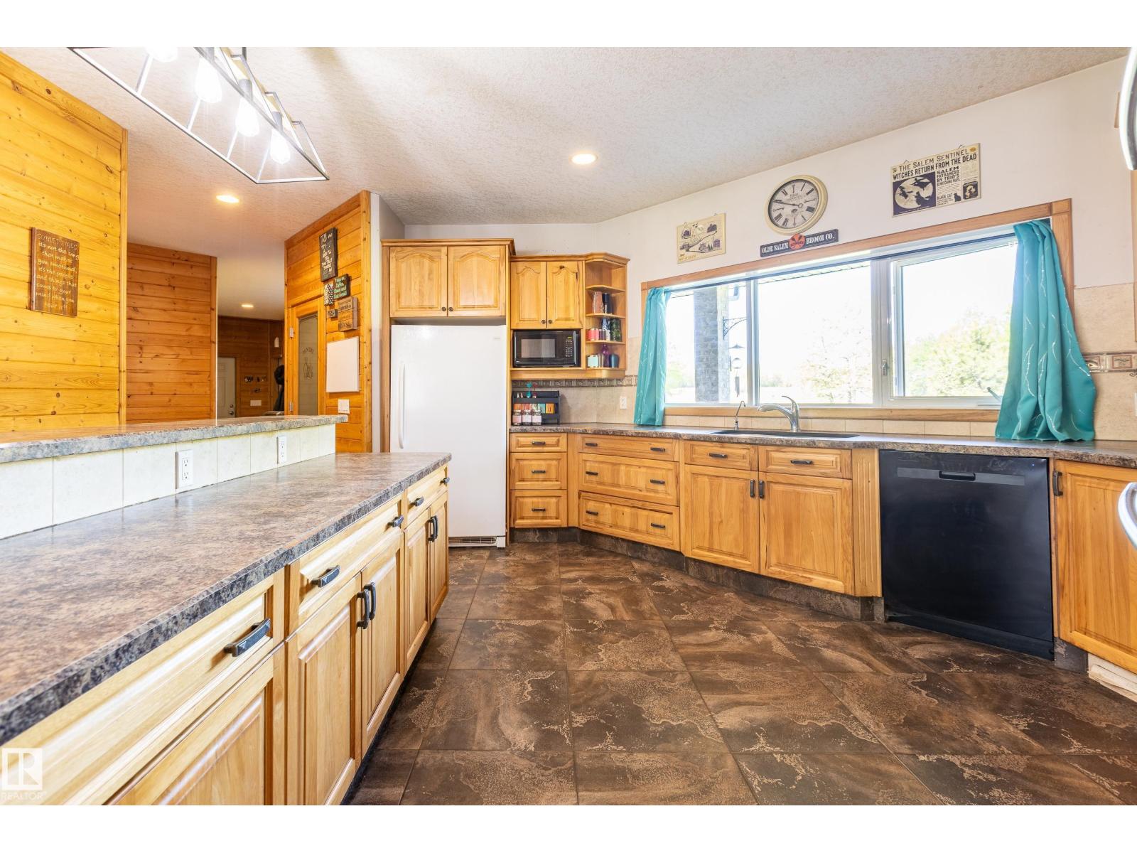 6521 Twp Rd 554, Rural Lac Ste. Anne County, Alberta T0E 2A0 - Photo 16 - E4474013