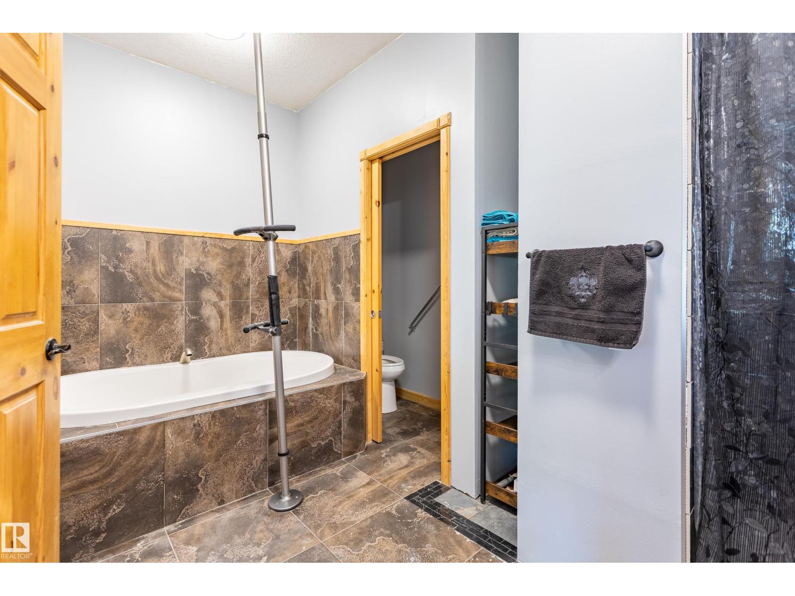 6521 Twp Rd 554, Rural Lac Ste. Anne County, Alberta T0E 2A0 - Photo 32 - E4474013