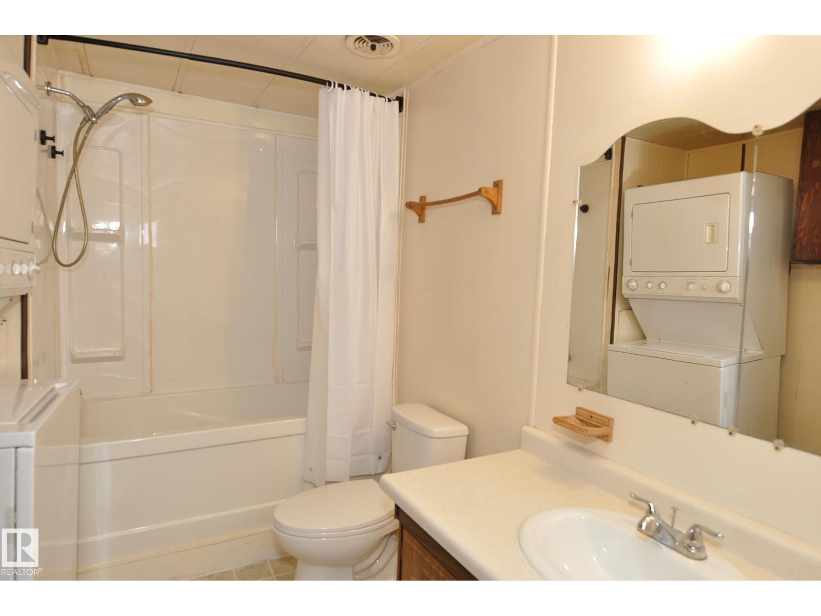 233 Lakeshore Dr, Rural Lac Ste. Anne County, Alberta  T0E 1V0 - Photo 17 - E4474235