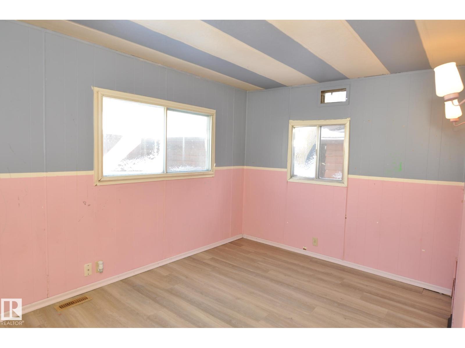 233 Lakeshore Dr, Rural Lac Ste. Anne County, Alberta  T0E 1V0 - Photo 19 - E4474235