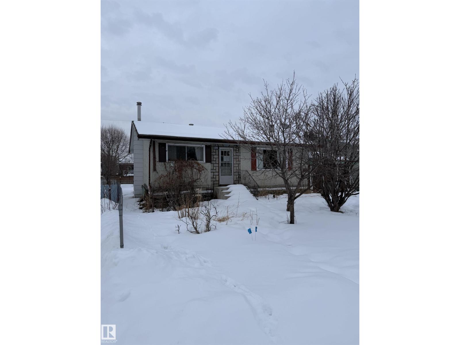 4724 52 Av, Evansburg, Alberta T0E 0T0 - Photo 1 - E4474245