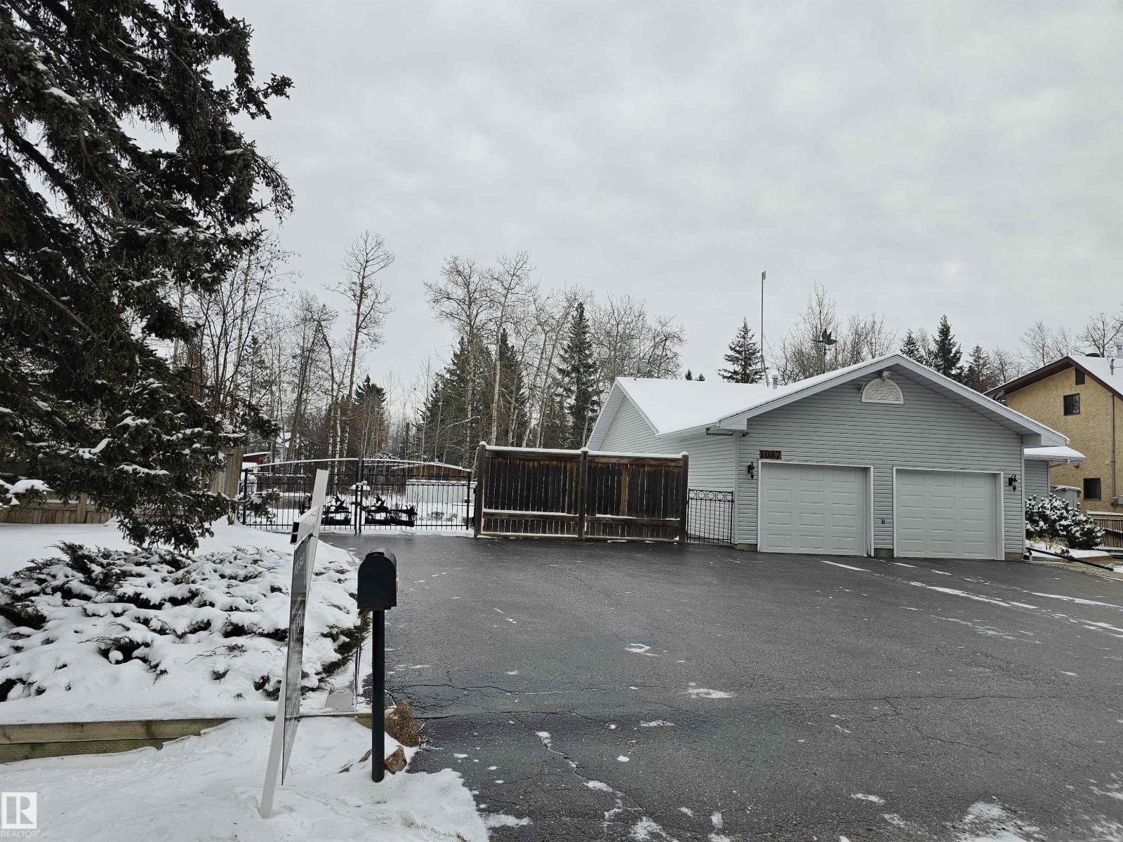 1087 10 St, Rural Lac Ste. Anne County, Alberta T0E 1A0 - Photo 1 - E4474320