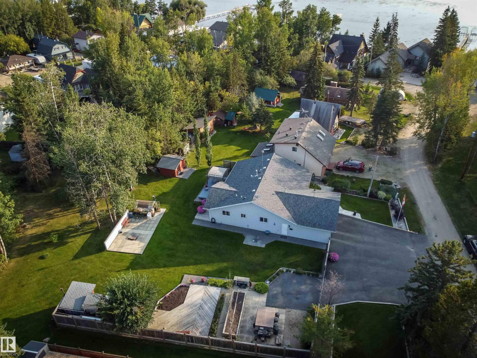 1087 10 St, Rural Lac Ste. Anne County, Alberta T0E 1A0 - Photo 11 - E4474320