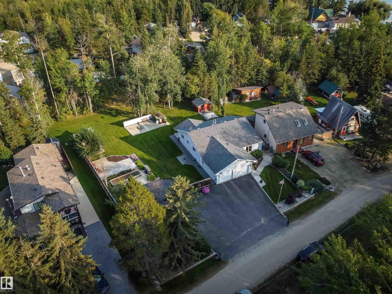 1087 10 St, Rural Lac Ste. Anne County, Alberta T0E 1A0 - Photo 12 - E4474320