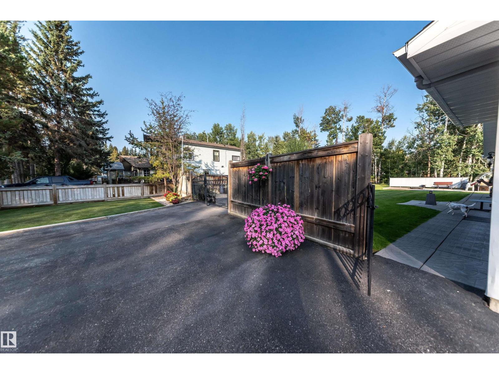 1087 10 St, Rural Lac Ste. Anne County, Alberta T0E 1A0 - Photo 22 - E4474320