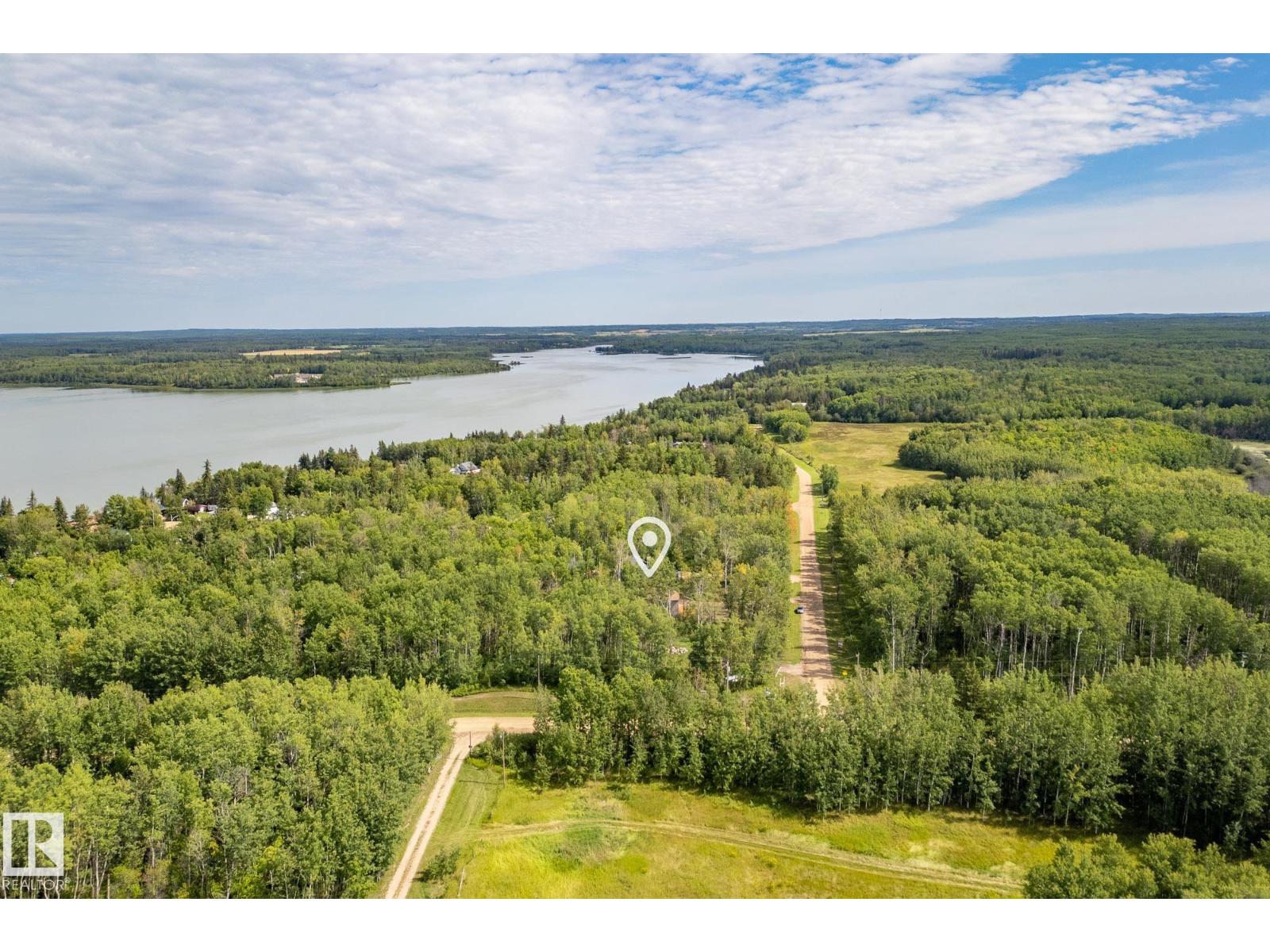 4008 Nakamun Dr, Rural Lac Ste. Anne County, Alberta T0E 1V0 - Photo 12 - E4474526