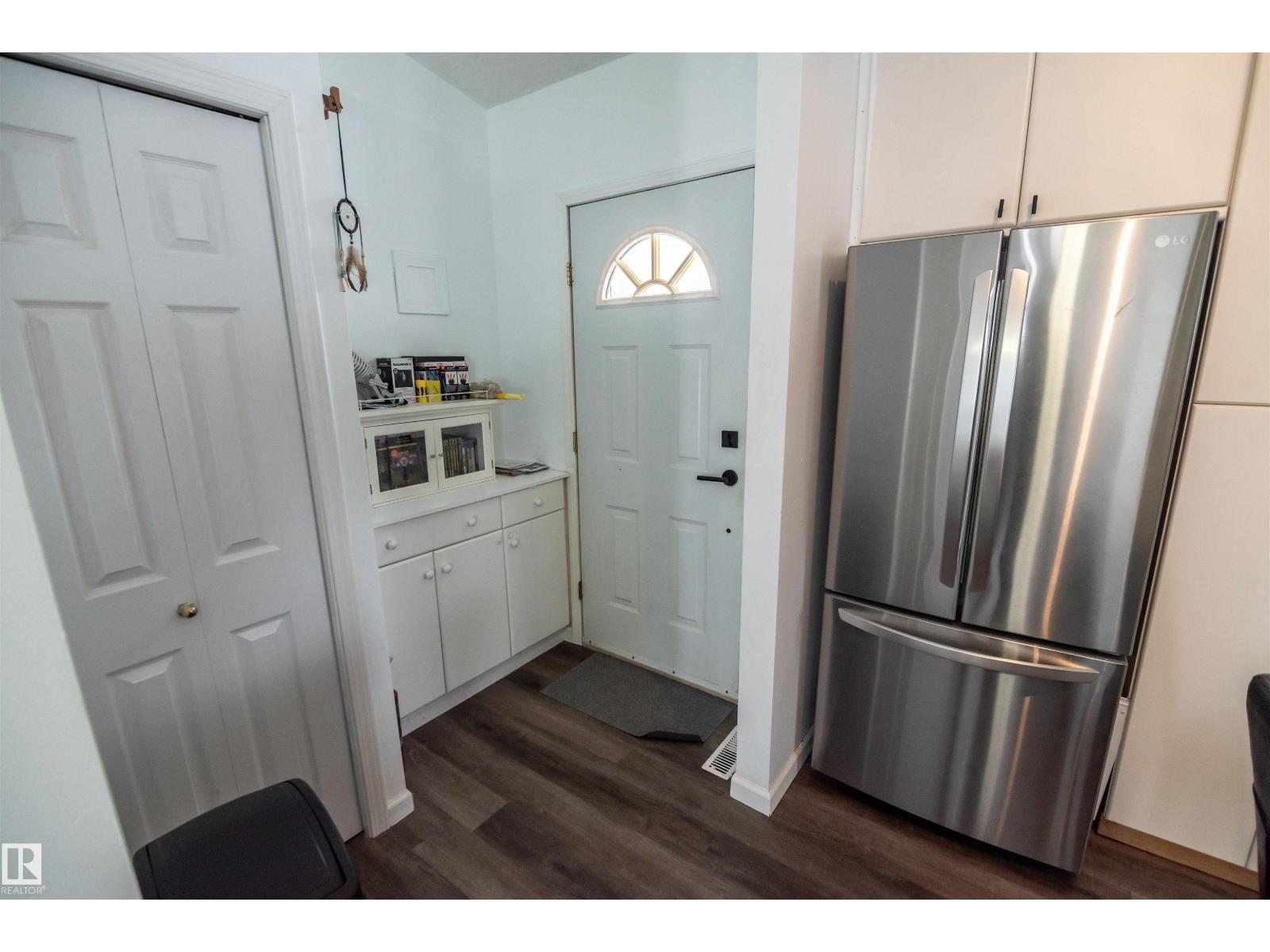 4727 52a St, Rural Lac Ste. Anne County, Alberta  T0E 0A0 - Photo 7 - E4474563