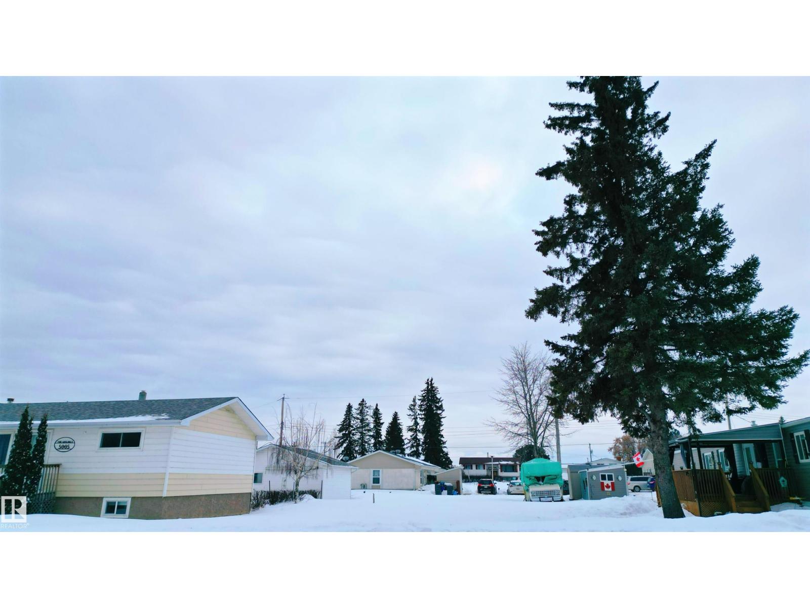 5009 53 Av, Wabamun, Alberta T0E 2K0 - Photo 5 - E4474580