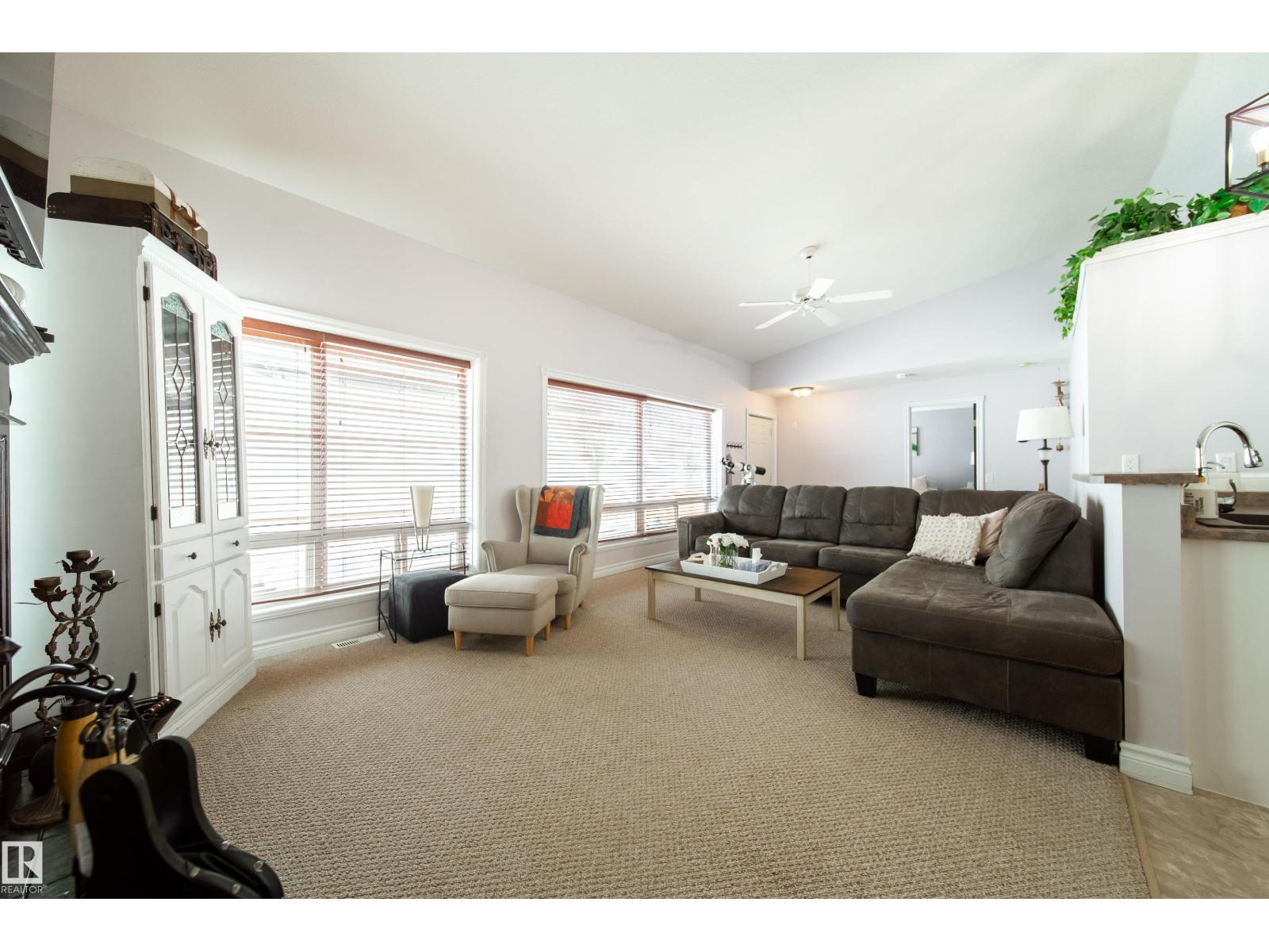 5319 51 Av, Rural Lac Ste. Anne County, Alberta  T0E 0A0 - Photo 12 - E4474728