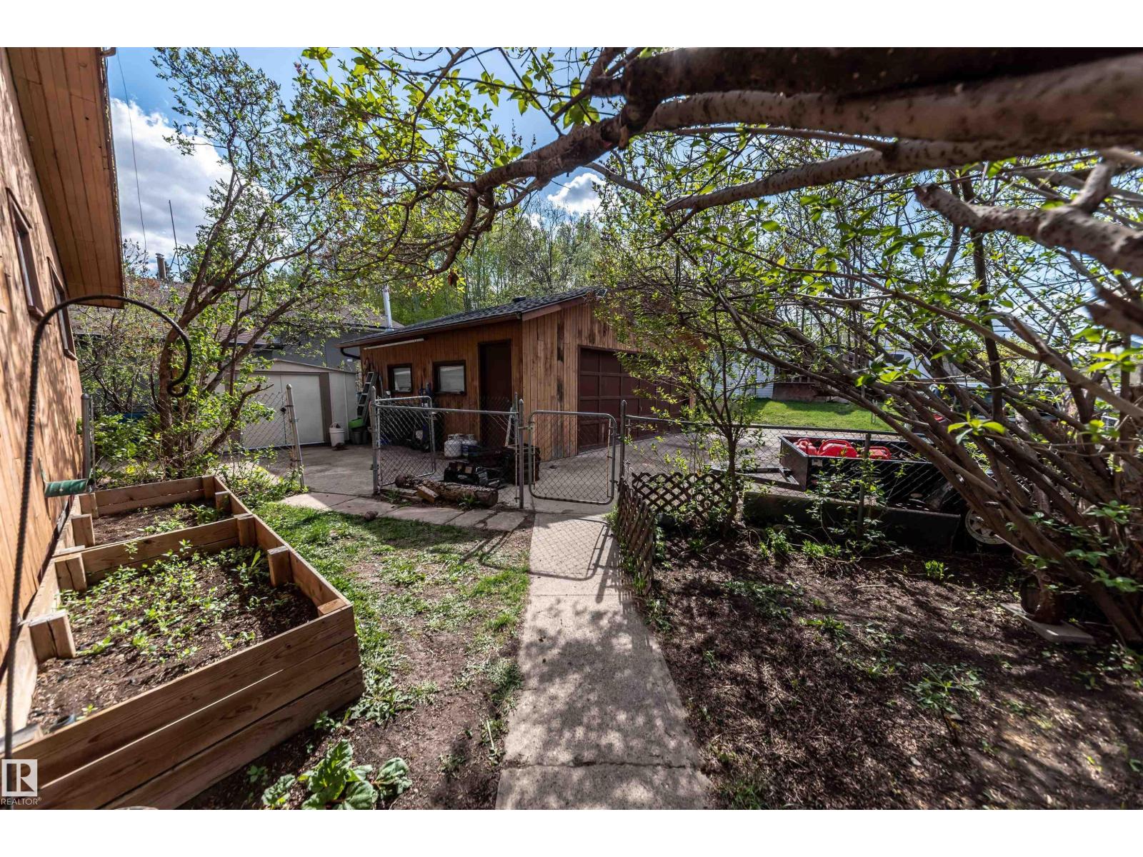 1621 Marine Cr, Rural Lac Ste. Anne County, Alberta  T0E 0A2 - Photo 4 - E4475417