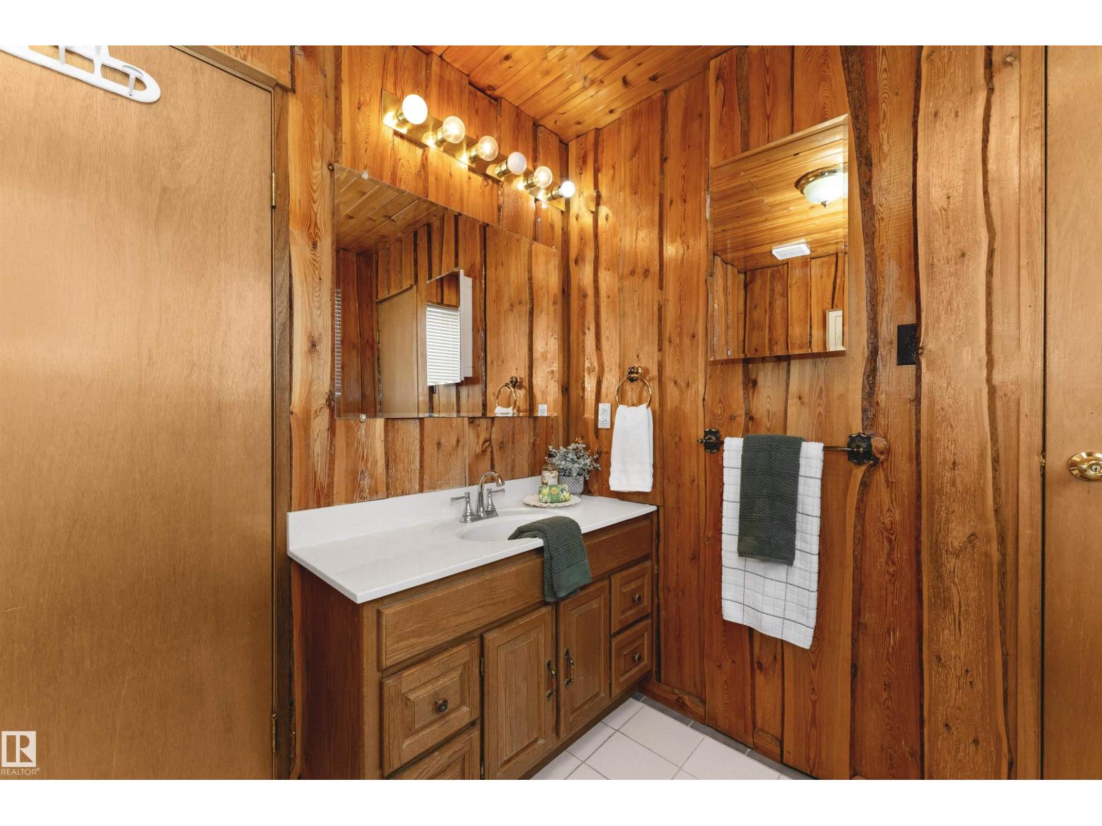 516 5 St, Rural Lac Ste. Anne County, Alberta  T0E 0A2 - Photo 33 - E4475446