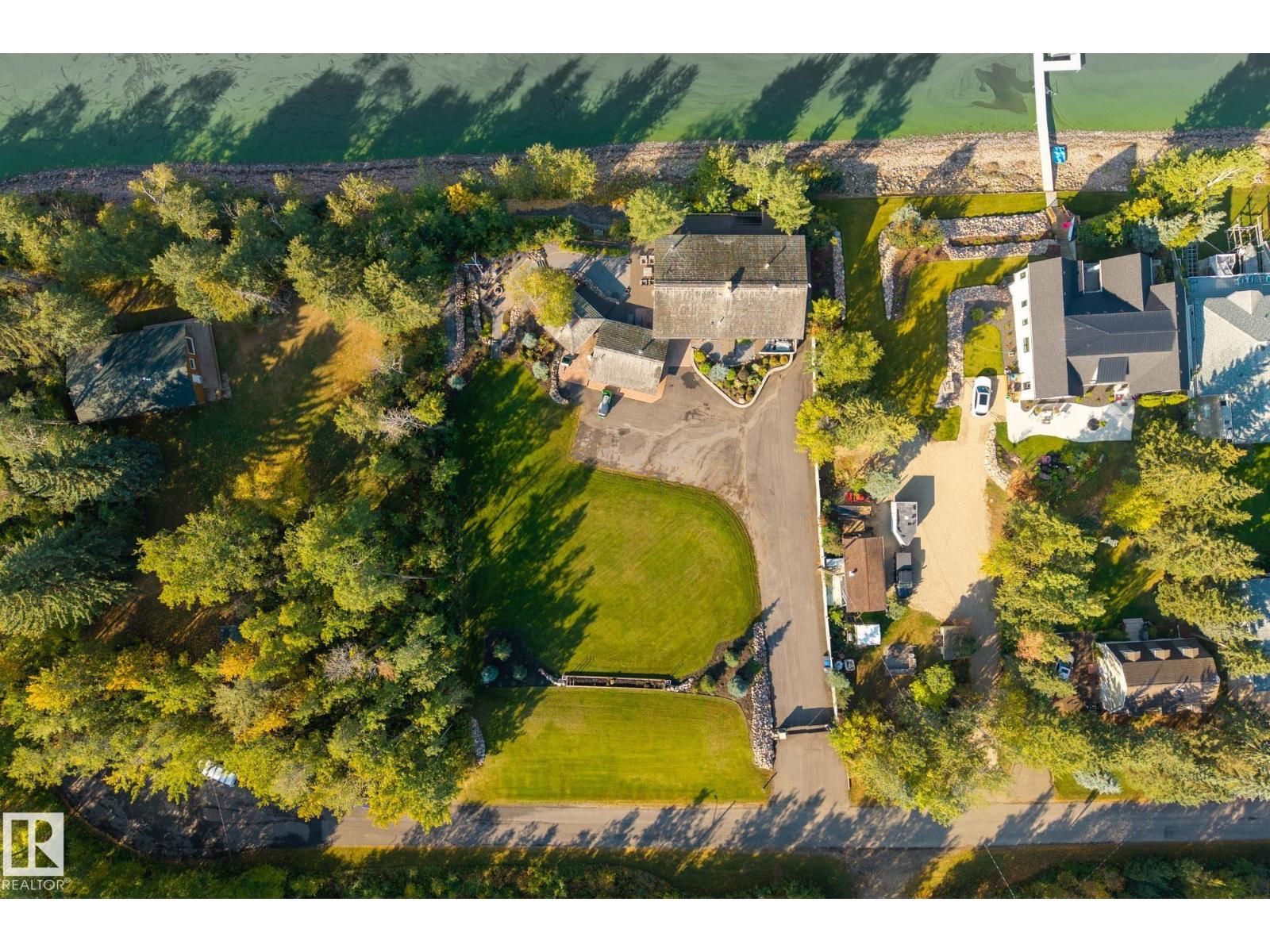 139 Silver Beach Rd, Rural Wetaskiwin County, Alberta  T0C 2C0 - Photo 2 - E4475525