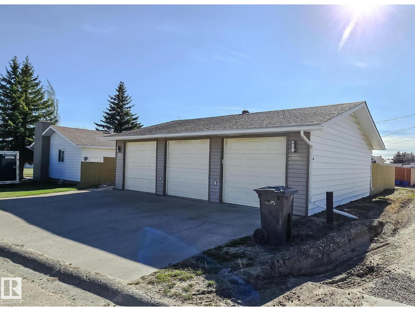 5504 45 Av, Drayton Valley, Alberta  T7A 1K3 - Photo 2 - E4475693