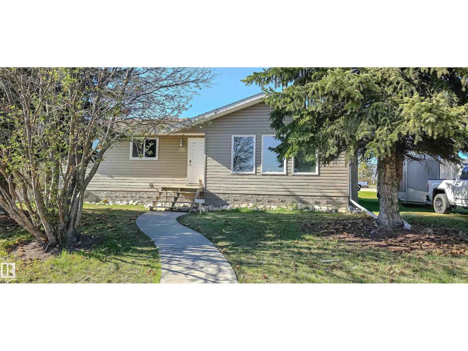 5504 45 Av, Drayton Valley, Alberta  T7A 1K3 - Photo 3 - E4475693