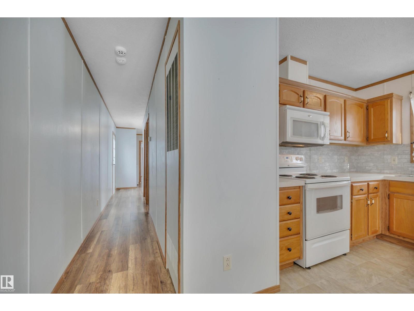 44 Village Green Mobile Home Park, Warburg, Alberta T0C 2T0 - Photo 18 - E4475733