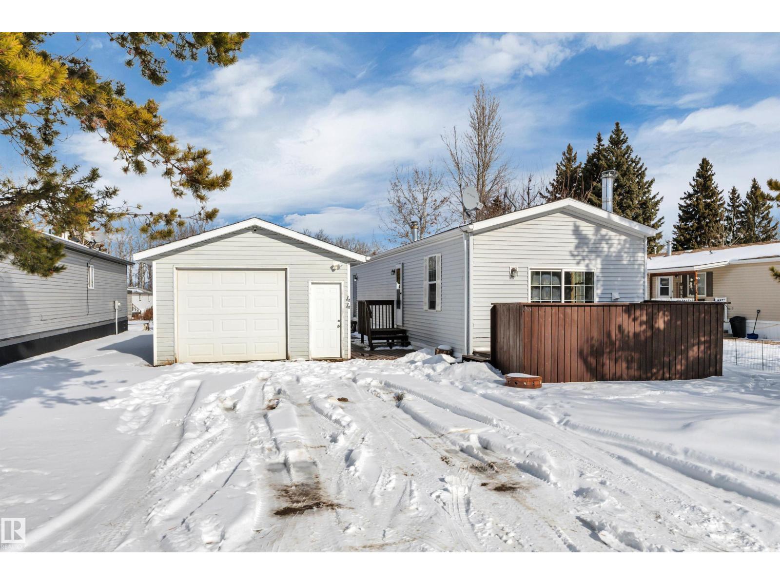 44 Village Green Mobile Home Park, Warburg, Alberta T0C 2T0 - Photo 2 - E4475733