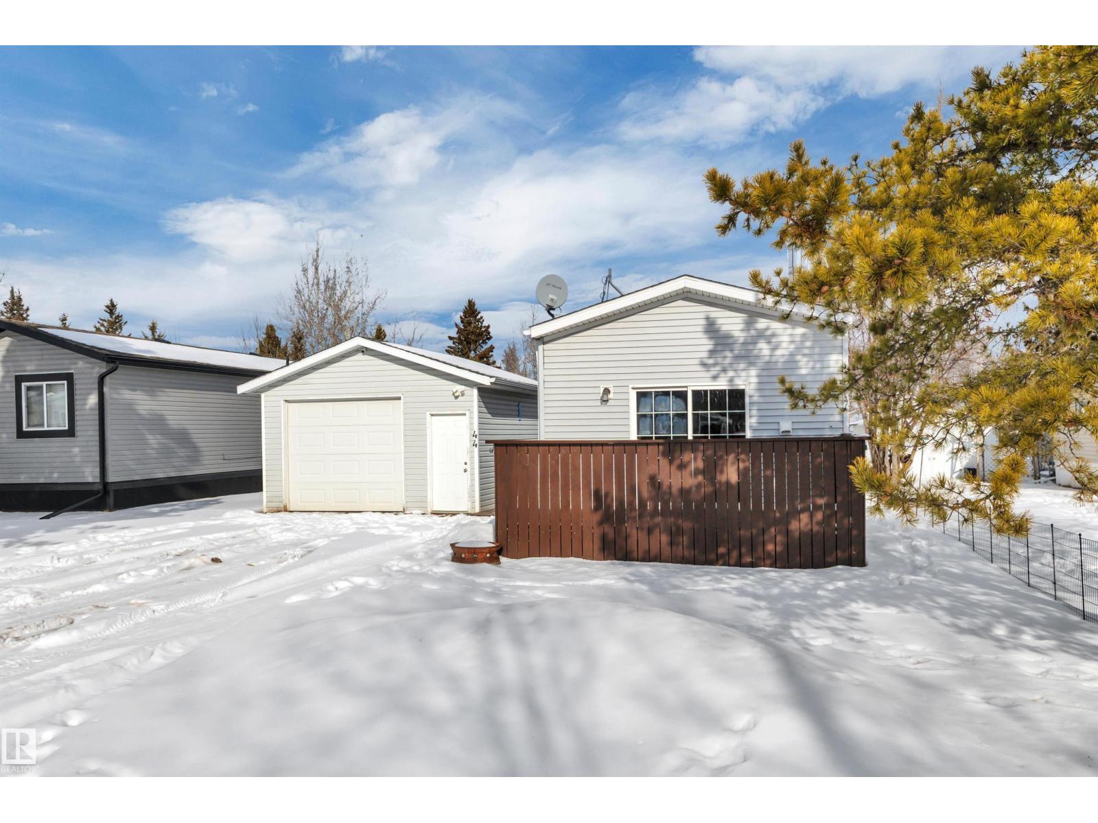 44 Village Green Mobile Home Park, Warburg, Alberta T0C 2T0 - Photo 3 - E4475733