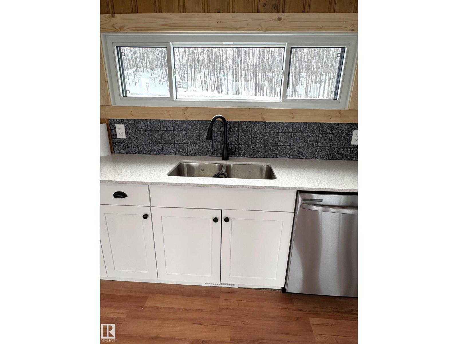 490 & 492 Lakeview Drive, Rural Lac Ste. Anne County, Alberta  T0E 1V0 - Photo 16 - E4475935