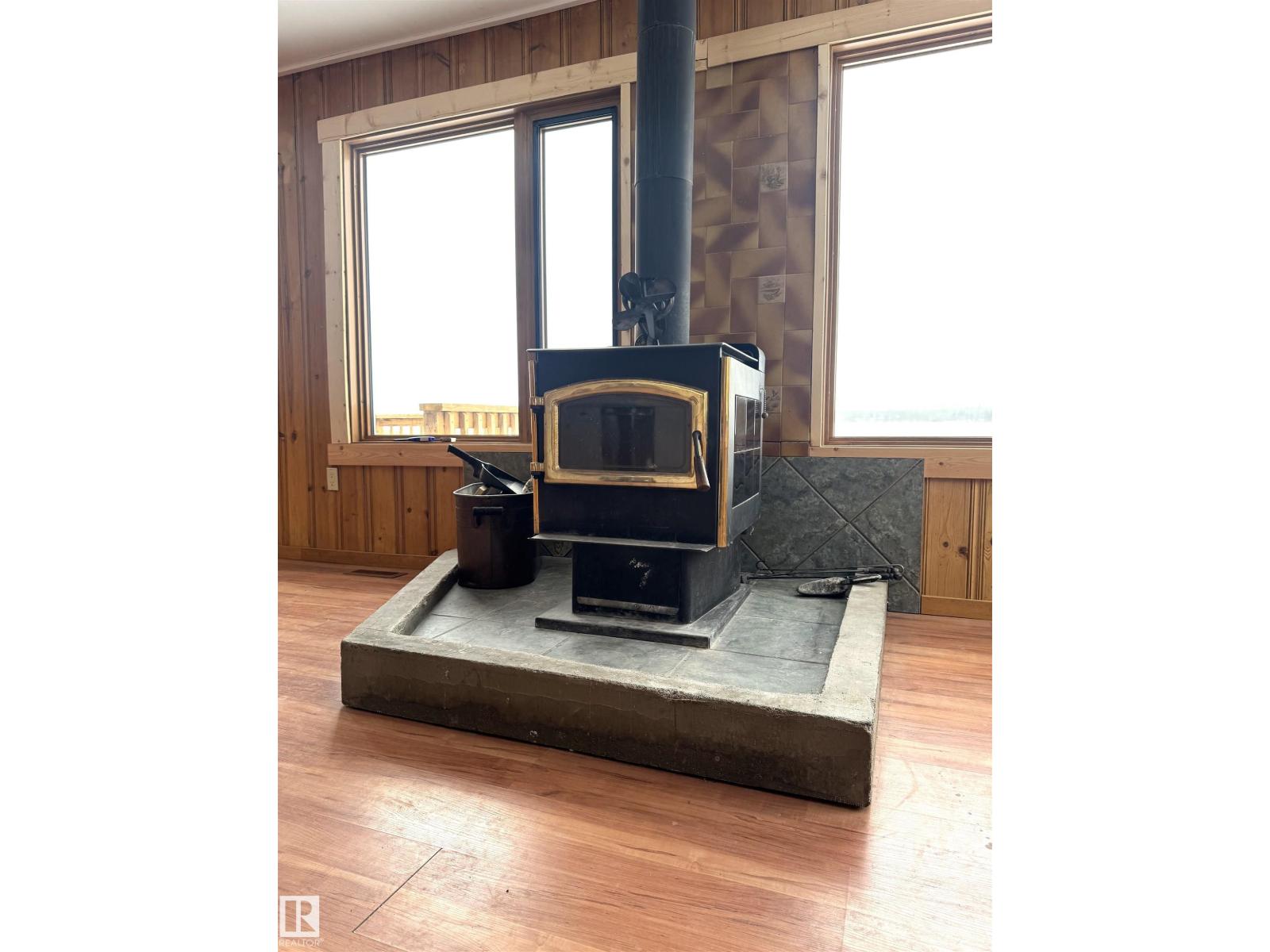 490 & 492 Lakeview Drive, Rural Lac Ste. Anne County, Alberta  T0E 1V0 - Photo 21 - E4475935