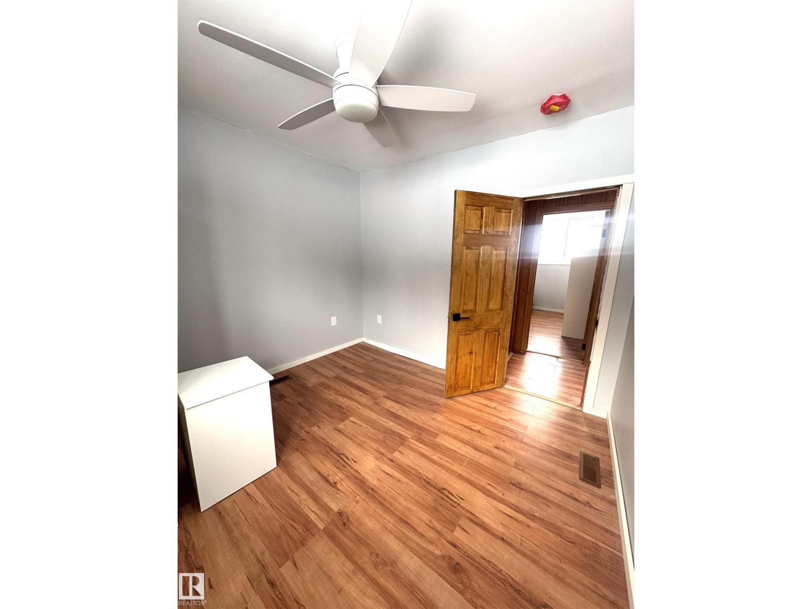 490 & 492 Lakeview Drive, Rural Lac Ste. Anne County, Alberta  T0E 1V0 - Photo 34 - E4475935