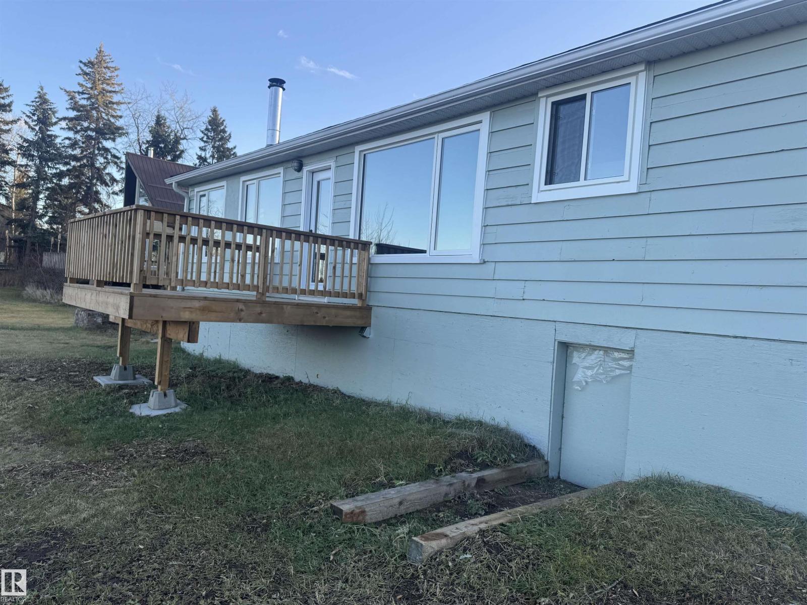 490 & 492 Lakeview Drive, Rural Lac Ste. Anne County, Alberta  T0E 1V0 - Photo 8 - E4475935
