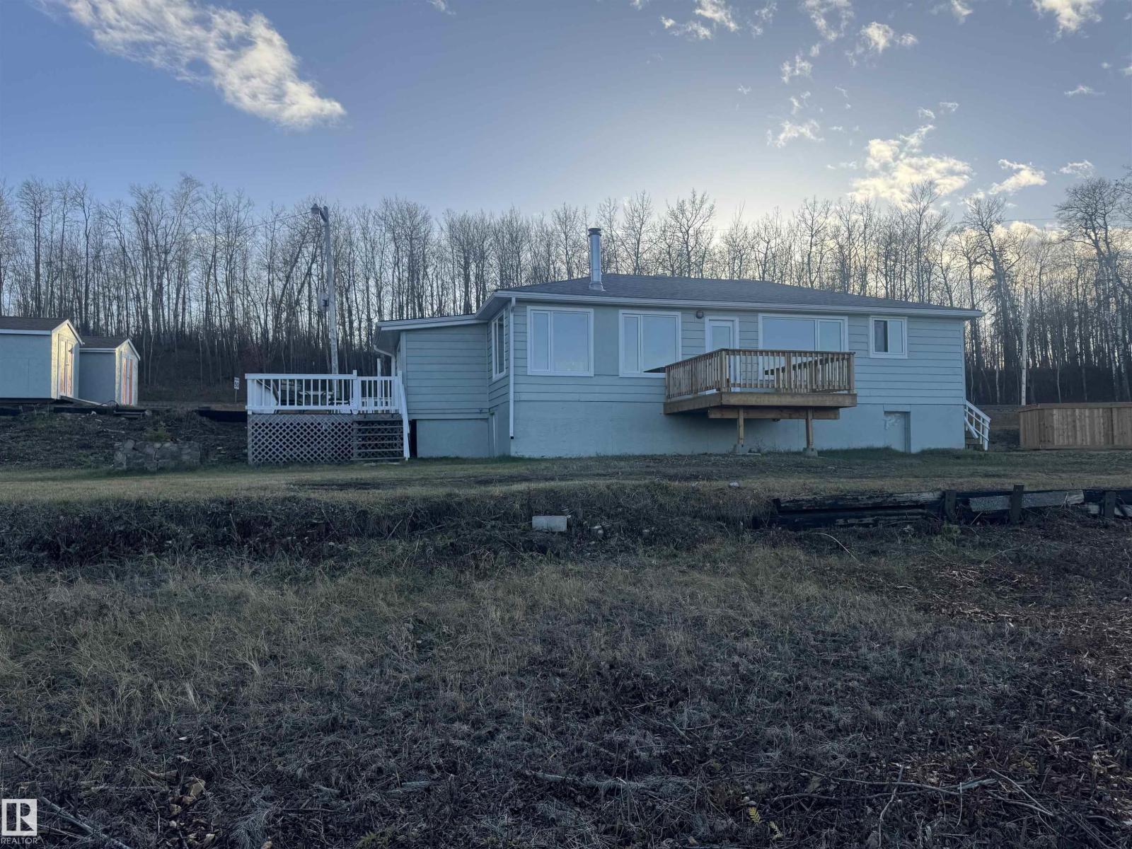 490 & 492 Lakeview Drive, Rural Lac Ste. Anne County, Alberta  T0E 1V0 - Photo 9 - E4475935