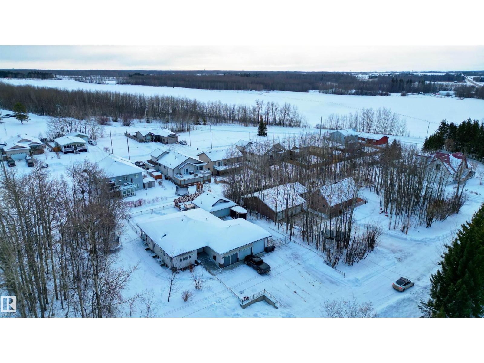21 Power Dr, Rural Lac Ste. Anne County, Alberta  T0E 0A0 - Photo 1 - E4475989