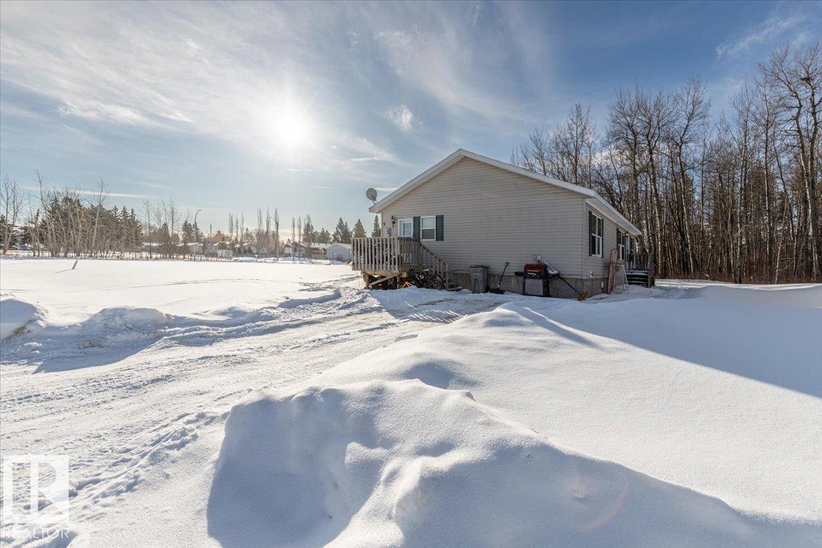 4 Woodbend Cr, Warburg, Alberta  T0C 2T0 - Photo 1 - E4476464