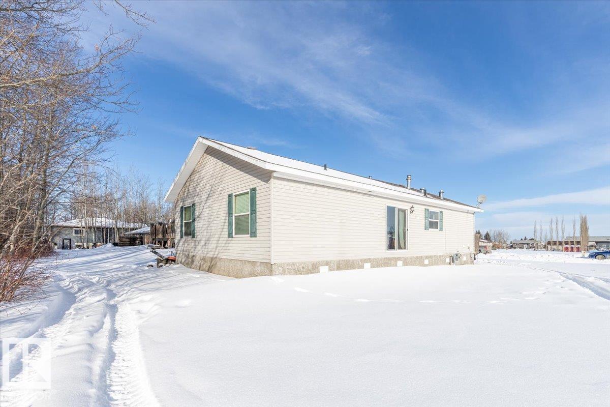 4 Woodbend Cr, Warburg, Alberta  T0C 2T0 - Photo 2 - E4476464