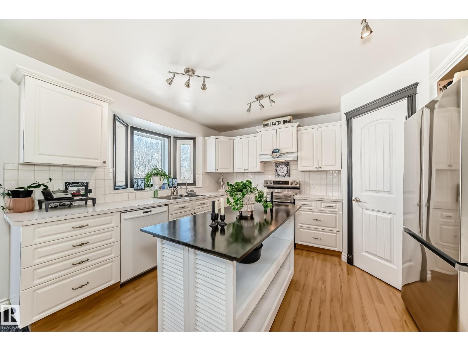 #8 54514 Rr12, Rural Lac Ste. Anne County, Alberta T0E 1V2 - Photo 5 - E4476479