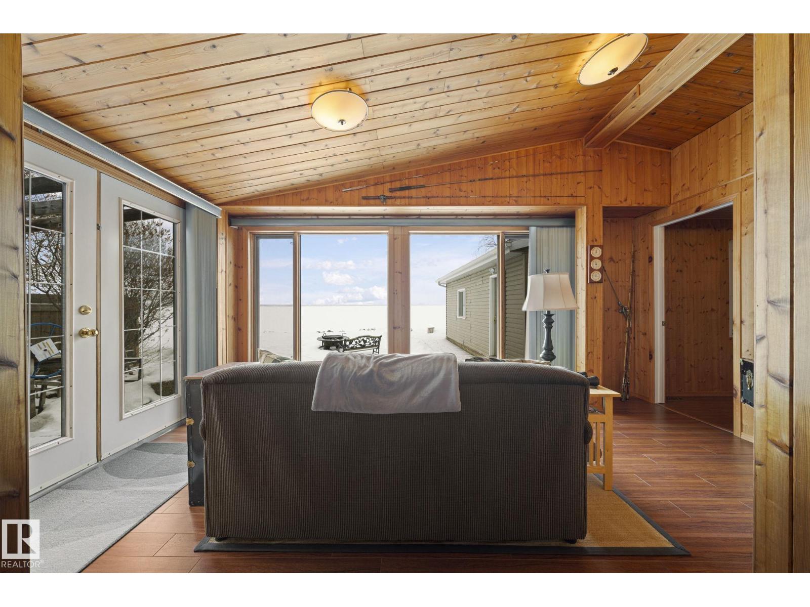 4536 Sunset Dr, Rural Lac Ste. Anne County, Alberta  T0E 0A0 - Photo 13 - E4476696