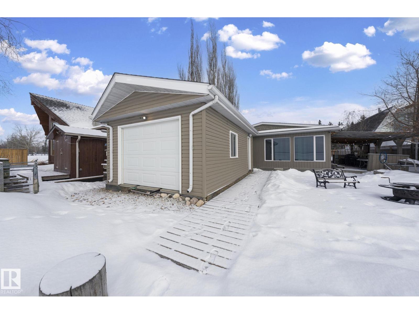 4536 Sunset Dr, Rural Lac Ste. Anne County, Alberta  T0E 0A0 - Photo 47 - E4476696
