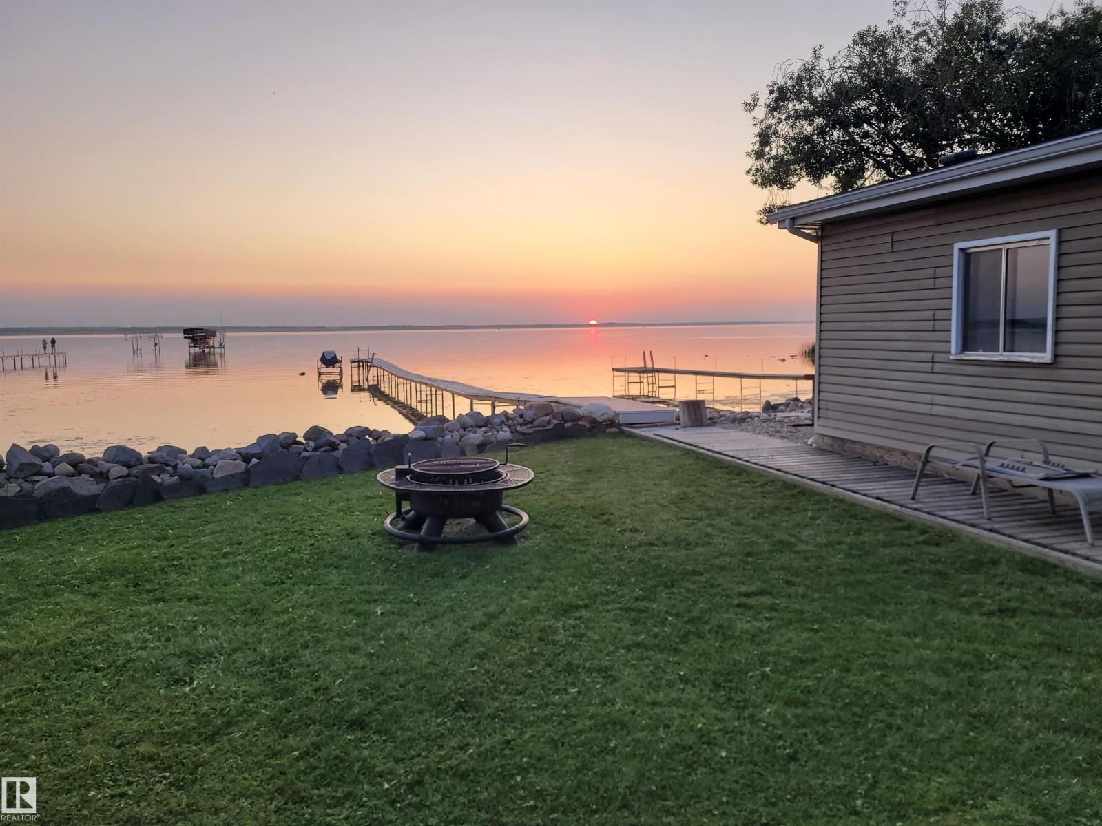 4536 Sunset Dr, Rural Lac Ste. Anne County, Alberta  T0E 0A0 - Photo 52 - E4476696