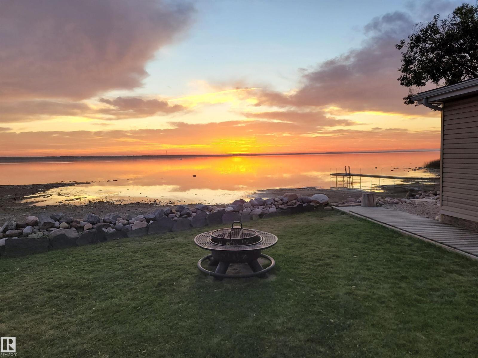 4536 Sunset Dr, Rural Lac Ste. Anne County, Alberta  T0E 0A0 - Photo 53 - E4476696