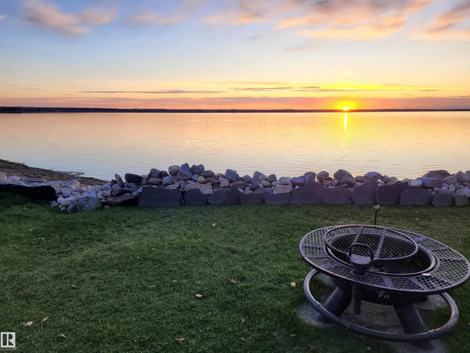 4536 Sunset Dr, Rural Lac Ste. Anne County, Alberta  T0E 0A0 - Photo 54 - E4476696