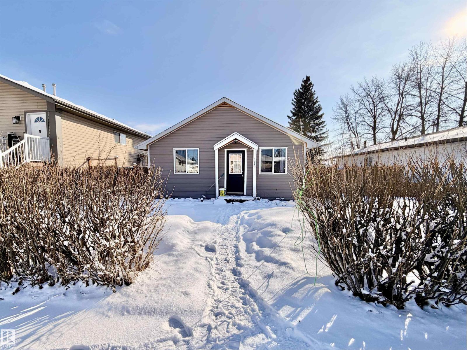 4913 44 St, Drayton Valley, Alberta  T7A 1H8 - Photo 2 - E4477420