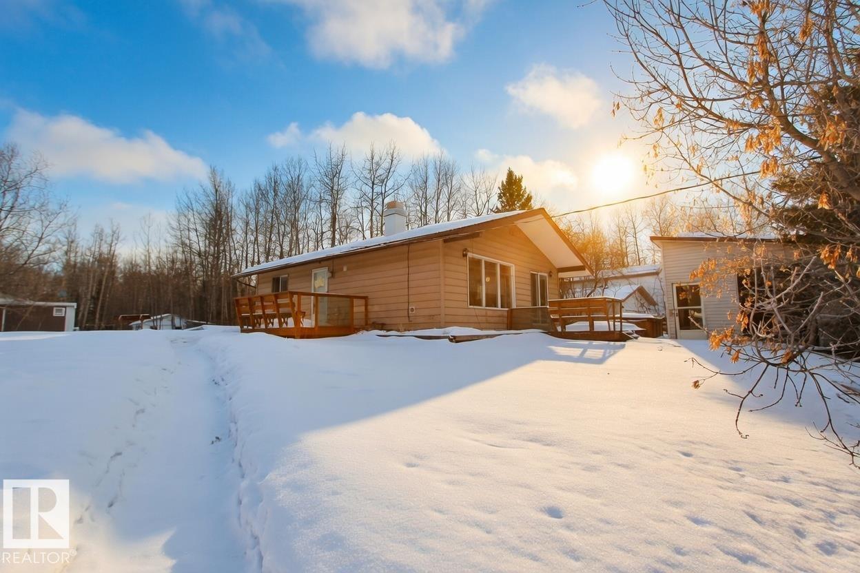 15 Bay Dr, Rural Lac Ste. Anne County, Alberta  T0E 0V0 - Photo 1 - E4477529