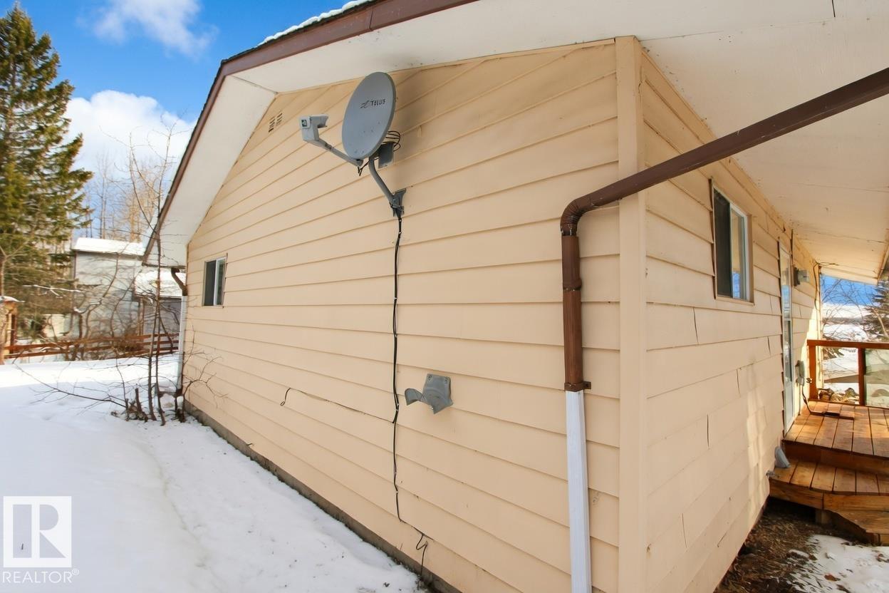 15 Bay Dr, Rural Lac Ste. Anne County, Alberta  T0E 0V0 - Photo 5 - E4477529
