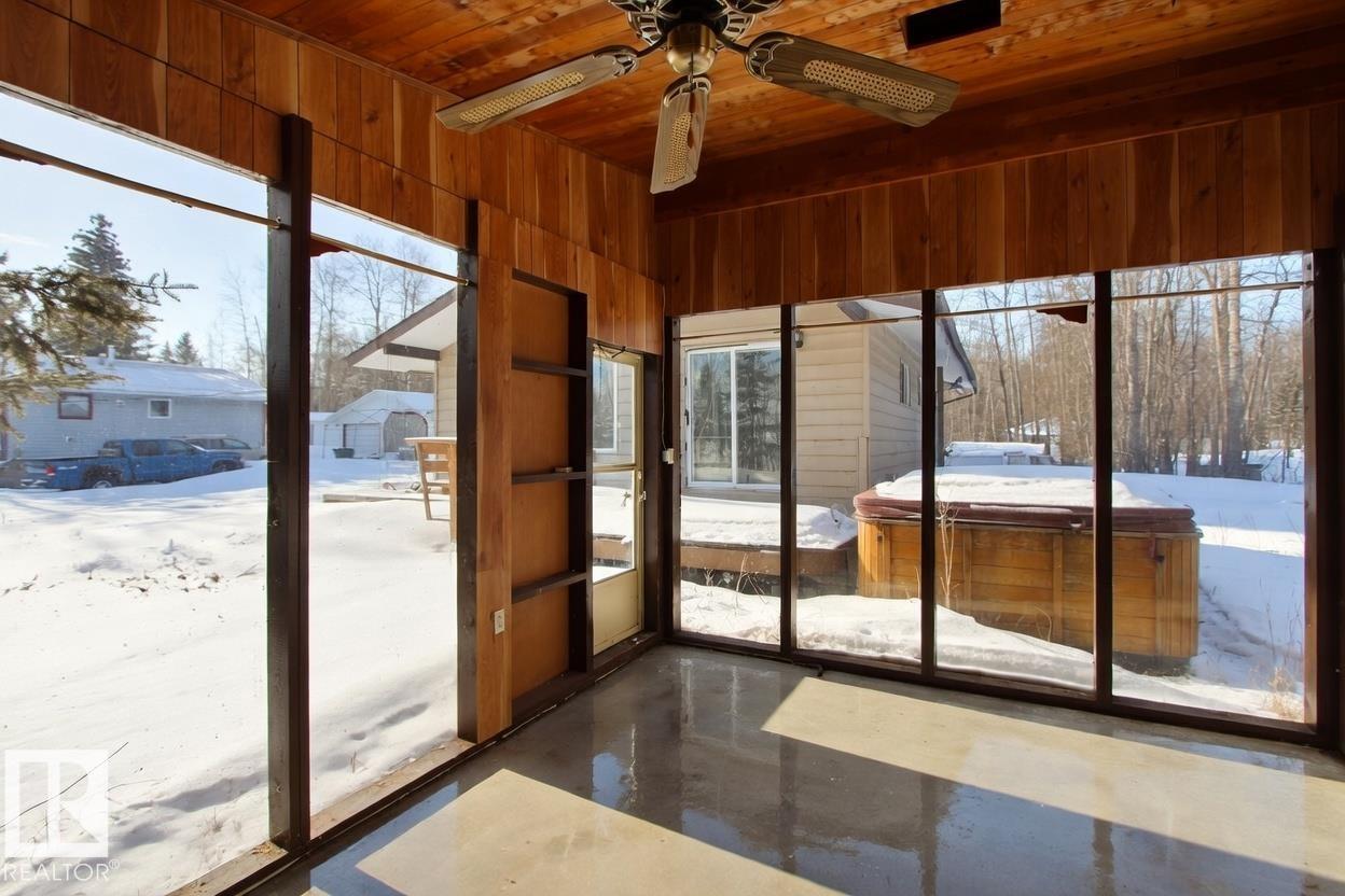 15 Bay Dr, Rural Lac Ste. Anne County, Alberta  T0E 0V0 - Photo 8 - E4477529