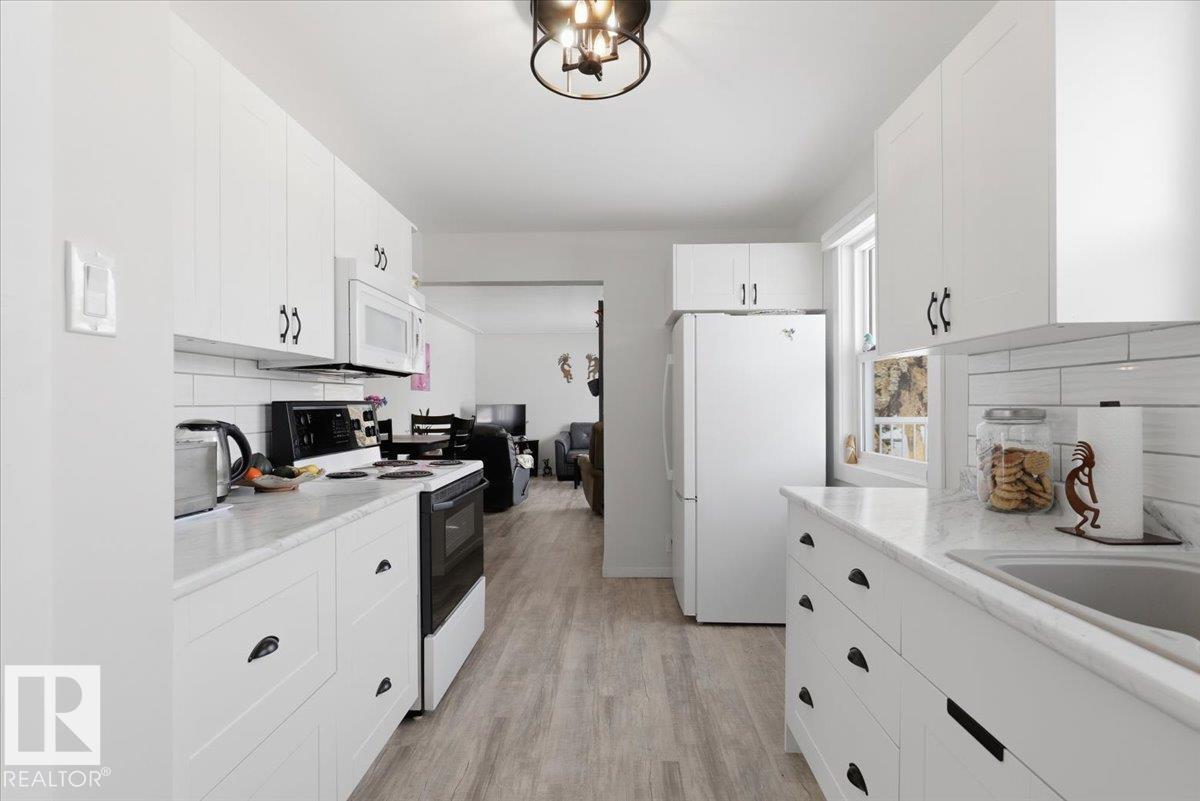 5013 48 Av, Thorsby, Alberta  T0C 2P0 - Photo 2 - E4477628