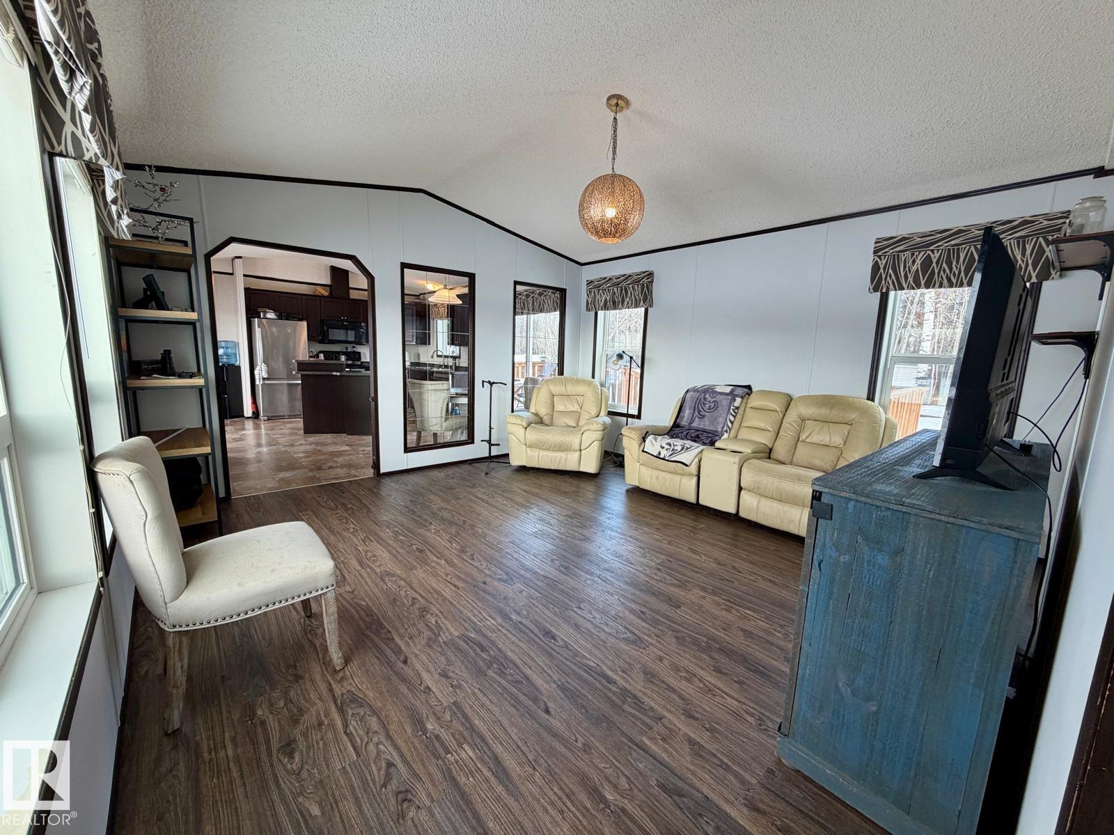 54406 Hwy 22, Rural Yellowhead, Alberta  T0E 2M0 - Photo 13 - E4477899