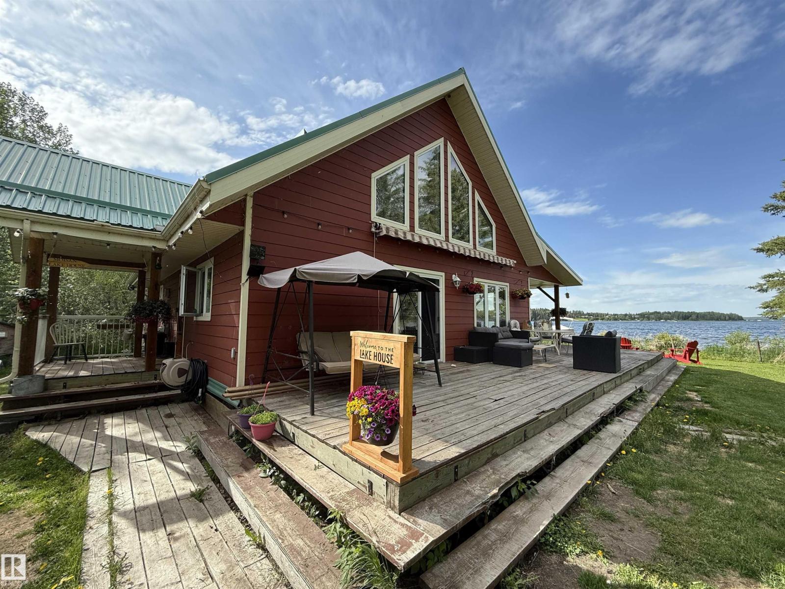 210 Lakeshore Dr E, Rural Wetaskiwin County, Alberta  T0C 0T0 - Photo 2 - E4477909