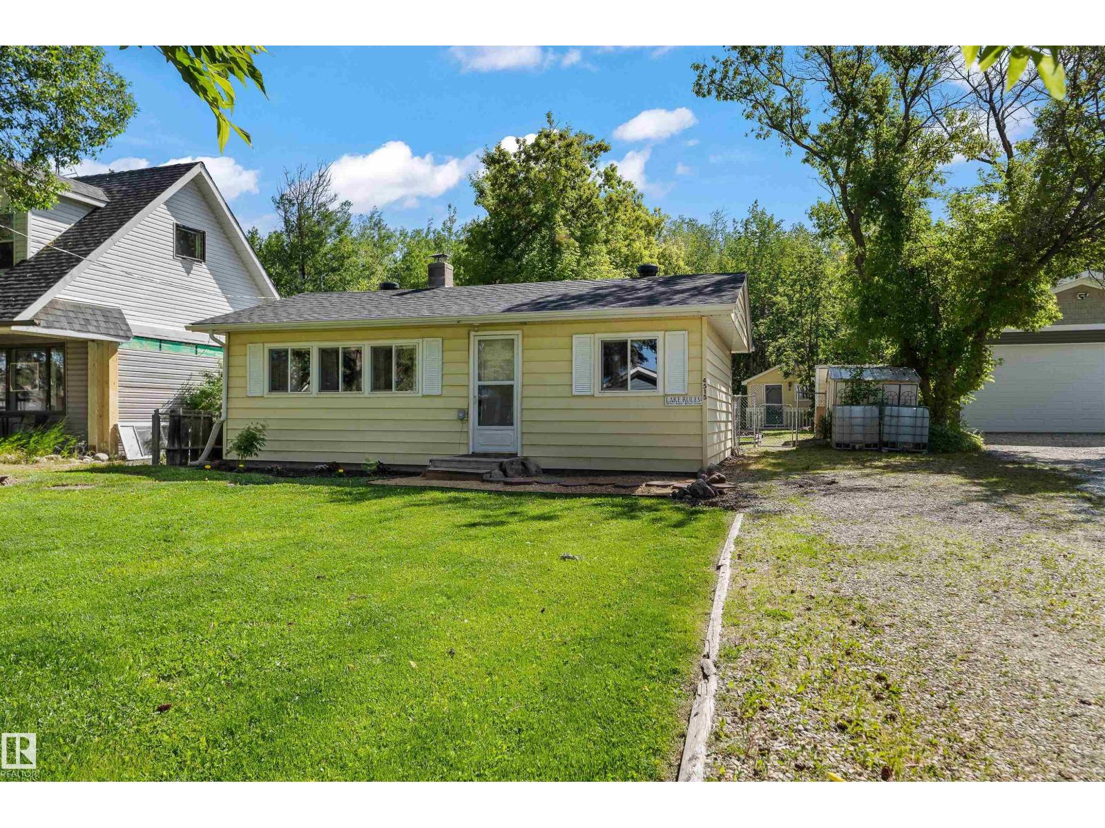 4515 Sunset Dr, Rural Lac Ste. Anne County, Alberta  T0E 0A0 - Photo 5 - E4477944