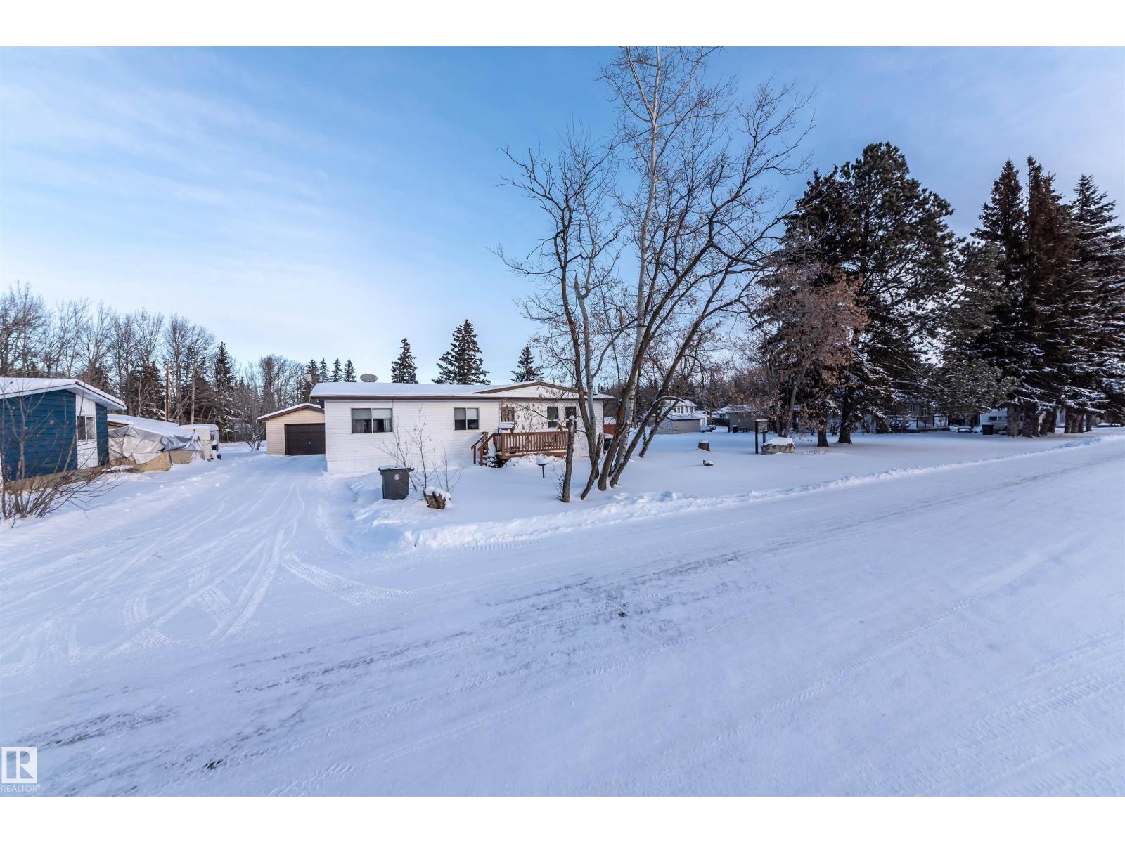 4519 46 St, Rural Lac Ste. Anne County, Alberta  T0E 0A0 - Photo 3 - E4478529